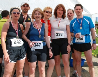 LenneperOsterlauf2011Gruppe_mod.JPG